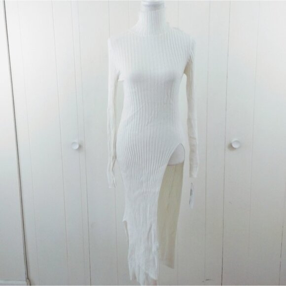 NWT turtleneck ribbed long sweater - Picture 2 of 6